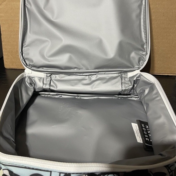 Disney Minnie Mouse Insulated Zipped Lunch Bag for Kids By Bloworld - Picture 6 of 12